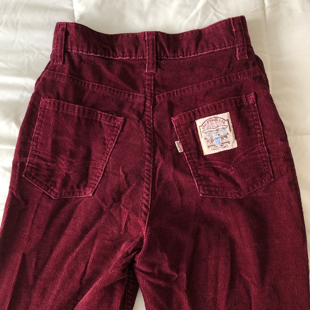 Burgundy Levi’s vintage pants size 24/0
